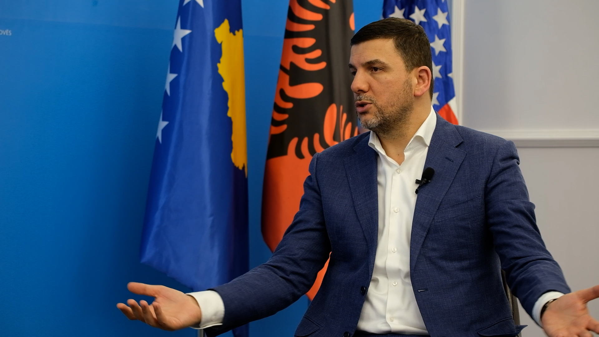 Krasniqi thirrje qytetarëve të regjistrohen: Proces jashtëzakonisht i rëndësishëm për të ardhmen e vendit