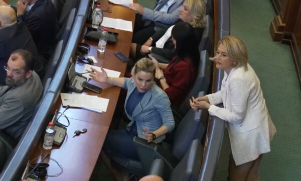 Kundërshtimi i Duda Baljes për Kodin Civil, Kusari Lila: Nuk e ka parimore, e bën për qëllime elektorale