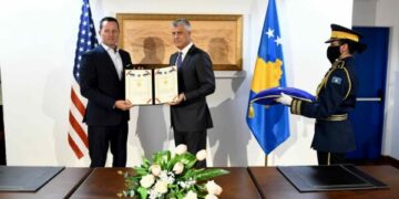 NYT: Grenelli i kishte propozuar Trumpit që ta vizitojë Thaçin në Hagë