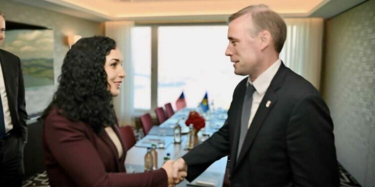 Osmani e takon në Zvicër këshilltarin kryesor të Biden, thotë se kanë folur për rritjen e bashkëpunimit