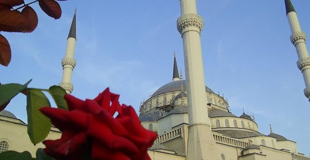 Kurban Bajrami të dielën, BIK njofton se në sa ora falet namazi