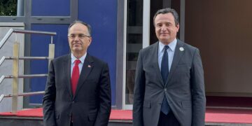 Kurti takon Begajn: Si ushtarak e mjek, presidenti shqiptar e di mirë rëndësinë e 12 qershorit 1999