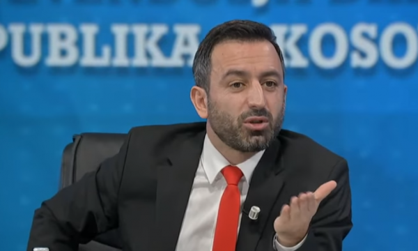 Basha thotë se Kurti “luajti poteza të arsyeshme” në Bruksel, nuk paraqiti kushte por kërkoi garancë nga BE-ja