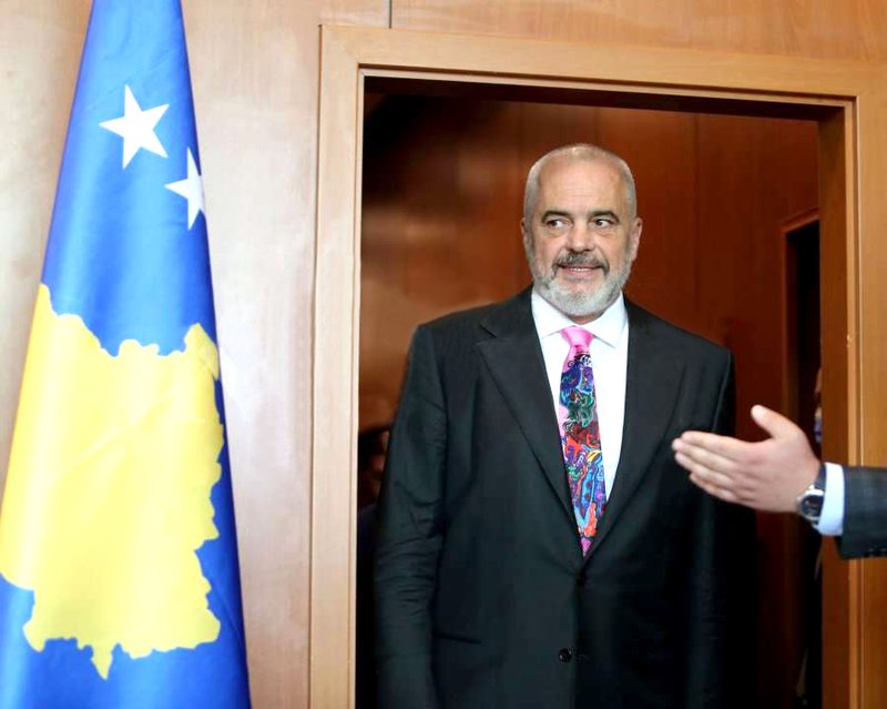 Rama: Ata që vijnë nga Kosova për të luajtur për Shqipërinë nuk janë shqiptarë të natyralizuar, janë shqiptarë