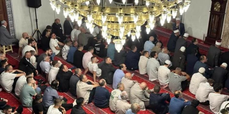 Falet namazi i Kurban Bajramit