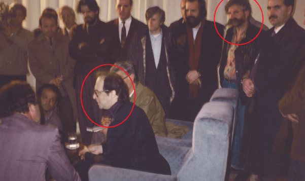 Rastësi apo e planifikuar: E vërteta e fotografisë që bëri bujë mes Adem Jasharit e Ibrahim Rugovës në Rinas