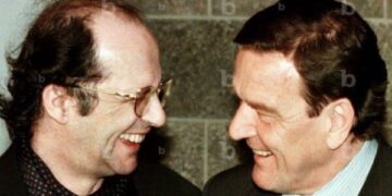 Der Spiegel më 1999: Rugova u ftua nga Schröder për të qëndruar në Gjermani