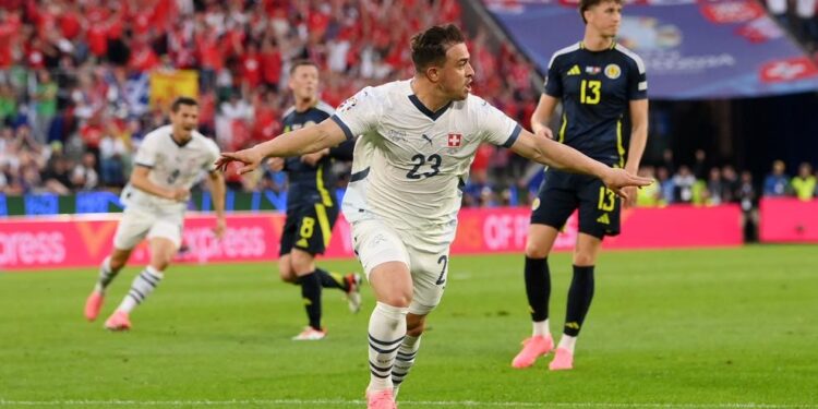 Asnjë si Shaqiri, me golin e shënuar ndaj Skocisë bëhet futbollisti i parë …