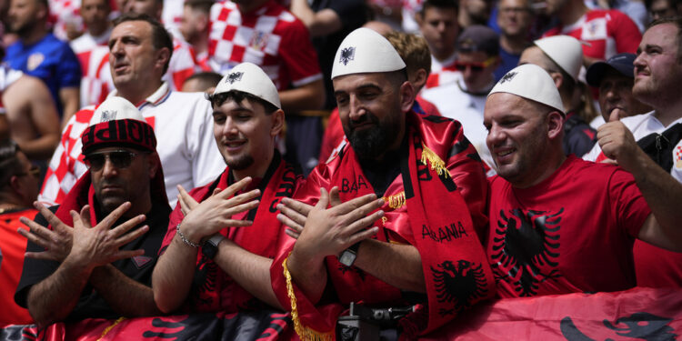 Euro2024: UEFA e tregon rrugën për kualifikim e Shqipërisë