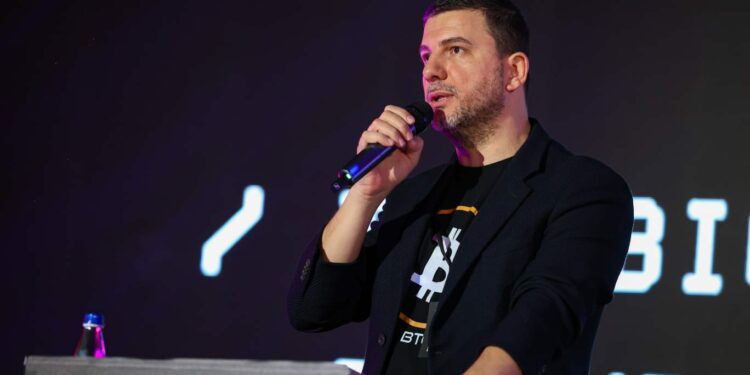 Krasniqi në konferencën për kriptovaluta: Kosova mundet dhe duhet të dalë në ballë të inovacionit digjital