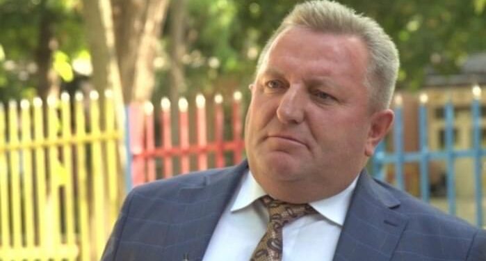Hisen Berisha i shkruan presidentes Vjosa Osmani: Jepni dorëheqje