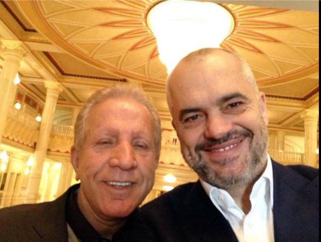 Pacolli shqetësohet për denigrimin e figurës së Edi Ramës në Kosovë: E papranueshme të mos pritet nga Kurti