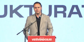 Konjufca në tubimin e VV-së: 19 vjet rrugëtim me beteja politike duke shkuar drejt fitoreve të reja