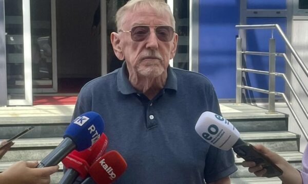 Walker pritet nga Kurti: Kosova është storie e suksesit për arritjet gjatë 25 vjetëve liri