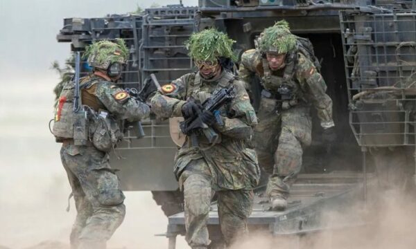 Suedia i bashkohet stërvitjeve të NATO-s si anëtare e plotë për herë të parë