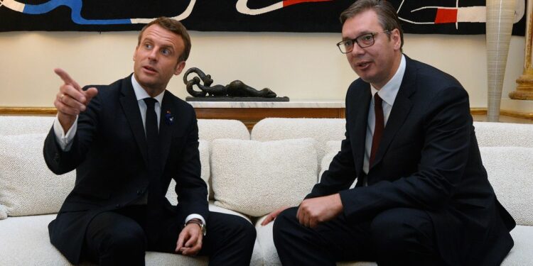 Vuçiqi, kërkesë Macronit: Zgjidhja për Kosovën të mbetet lart në agjendën e BE-së