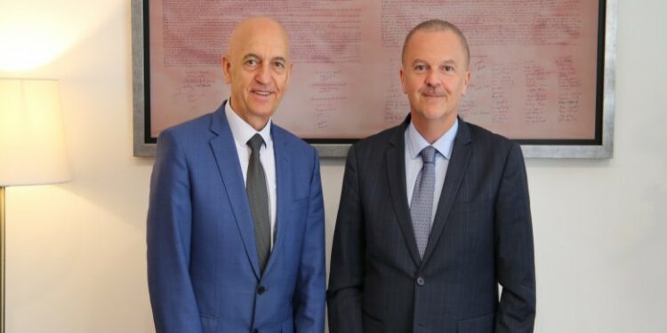 Kelmendi dhe ambasadori italian flasin për bashkëpunim në sundim të ligjit