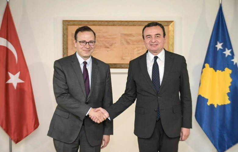 ​Kurti pret në takim ambasadorin e Turqisë, flasin për bashkëpunimin në fushën e mbrojtjes