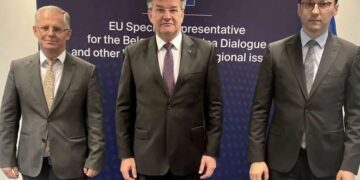 Rikthehet dialogu mes Kosovës dhe Serbisë në nivel të kryenegociatorëve