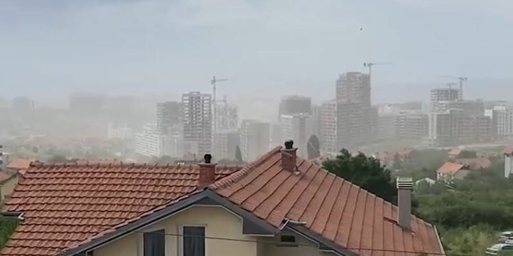 Stuhia përfshin Prishtinën, erëra të forta