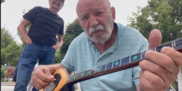 Sabri Fejzullahu e surprizon Çun Lajqin midis sheshit (video)