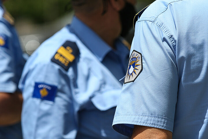 Policia shpall konkurs për pranimin e oficerëve policorë nga komunitetet në radhët e tyre.
