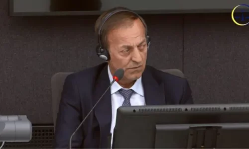 Zyrapi pyetet për logjistikën e UÇK-së dhe pavarësinë e zonave.