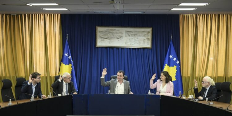 Miratohet zbatimi i Strategjisë së e-Qeverisjes 2023-2027