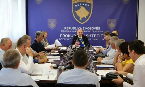 Kelmendi kërkon nga kryeprokurorët efikasitet më të lartë në trajtimin e rasteve të pasurive të sekuestruara dhe të konfiskuara