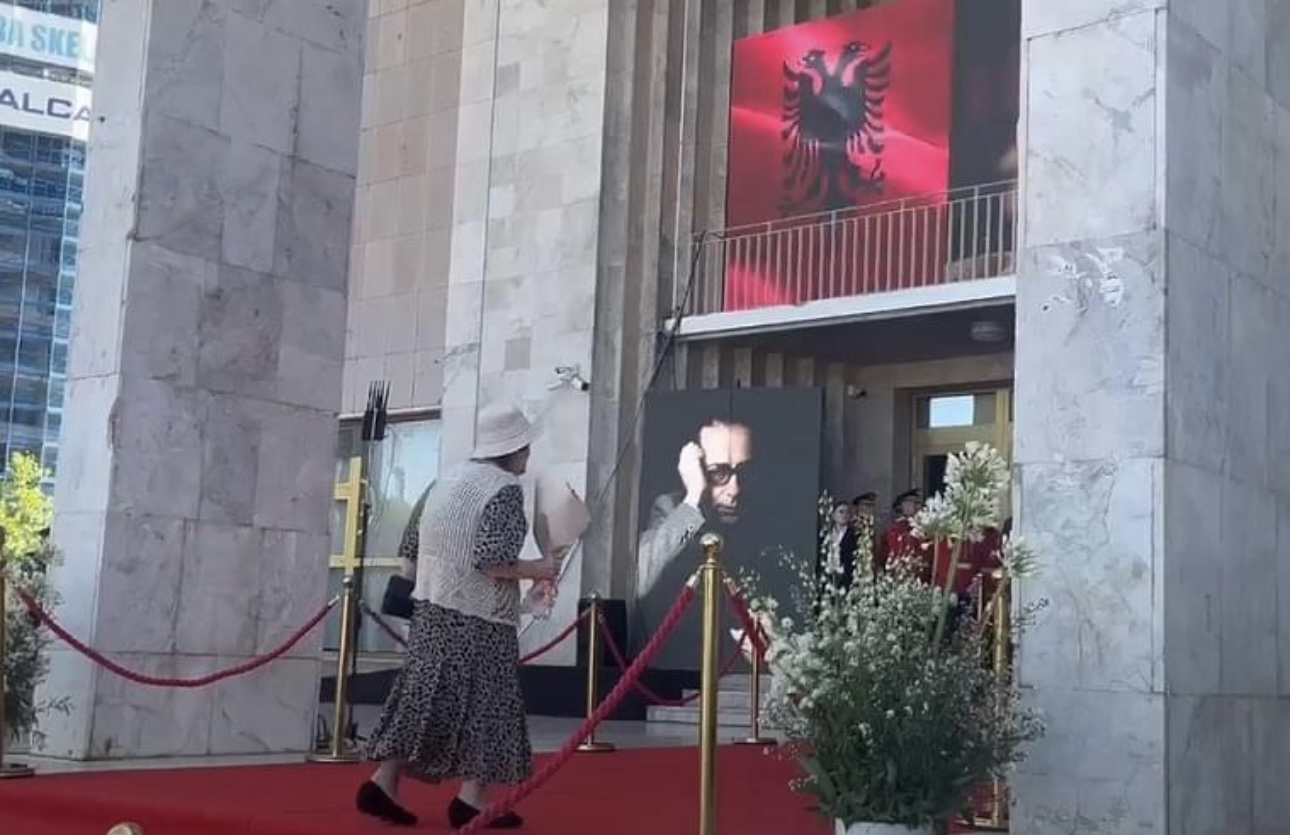 Nisin homazhet për Ismail Kadarenë