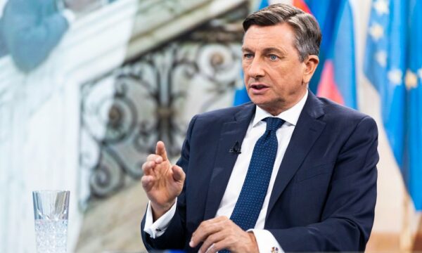 Pahor: Lajçak vetë më pyeti a dua të bëhem ndërmjetës, por diçka ndryshoi në Bruksel që iu vazhdua mandati