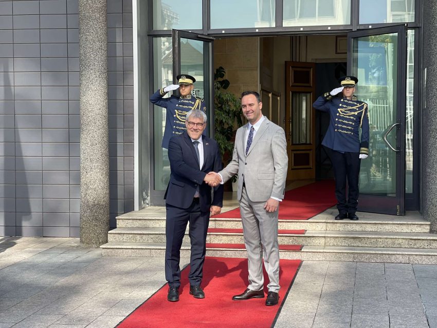 Konjufca pret në takim presidentin e Këshillit Kombëtar zviceran