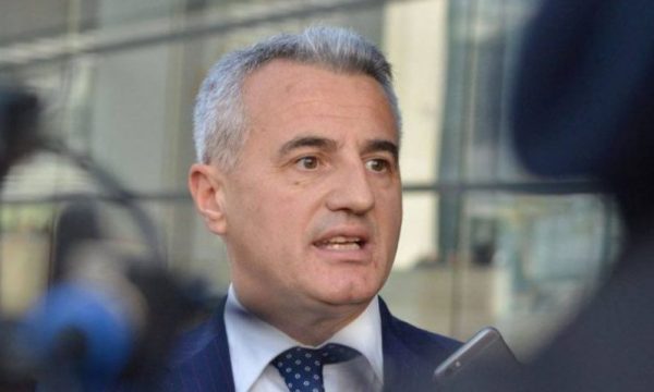 Koci: Ajo çka po ndodh me rastin e Faton Hajrizit në Serbi është e dyshimtë dhe e çuditshme