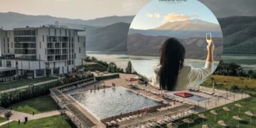 “Lakeside Hotel” me ushqimin më të shijshëm tradicional dhe me pishinën me pamje përrallore nga liqeni e mali
