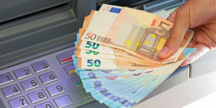 Pagat mesatare nëpër Evropë, ku janë më të ulëta e ku më të larta?