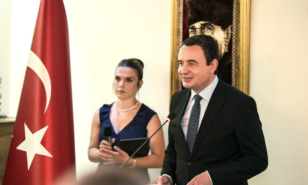 Kurti nënvizon marrëdhëniet e ngushta me Turqinë
