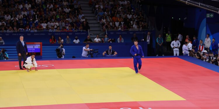 Akil Gjakova kualifikohet në çerekfinale të Lojërave Olimpike