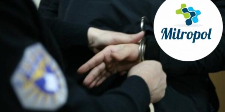 Arrestohet dhe ndalohet për 48 orë i dyshuari që kërcënoi gazetarët e portalit Mitropol (Emri dhe mbiemri)