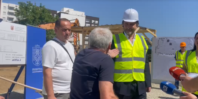 Fillon ndërtimi i shkollës se re në lagjen Kalabria, Prishtinë