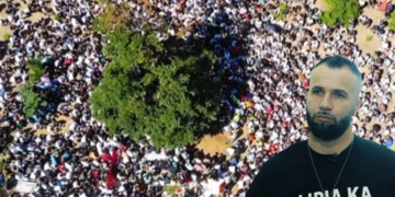 Varroset Faton Hajrizi, pjesë masovike e qytetarëve në ceremoninë mortore (VIDEO)