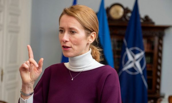 “Presim që Kallas të mos bëjë dallime në proces të dialogut Kosovë-Serbi”