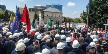 Pa paga tash e disa muaj, minatorët e Trepçës protestojnë të enjten para Qeverisë