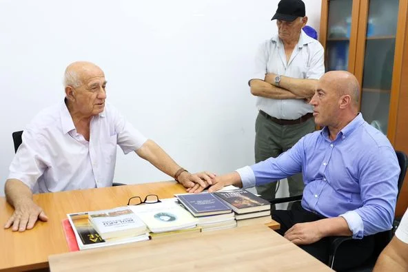 Haradinaj premton që pensionet do të jenë 450 euro