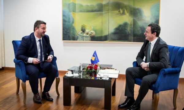 Kurti e Hetemi takohen sot për draft-metodologjinë e Institutit për dokumentimin e krimeve të luftës