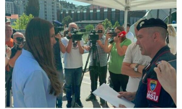 Një grup i grave nga veriu i Kosovës letër komandantit të KFOR-it, kërkojnë që të pengohet hapja e urës mbi Ibër