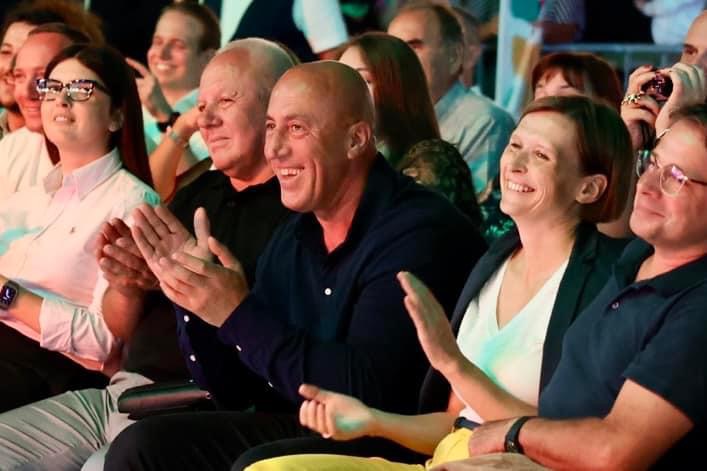 Haradinaj viziton Mitrovicën: Vendi i minatorëve, pariotëve, intelektualëve dhe rokut shqiptar