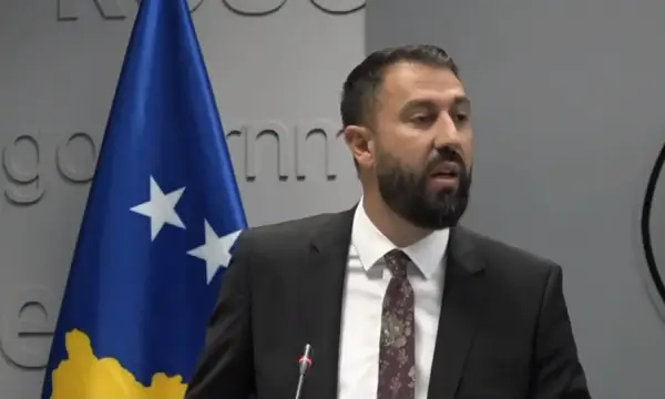 Diskutimi për hapjen e Urës se Ibrit, Krasniqi: Ato janë për t’i lidhur qytetet e jo për t’i ndarë