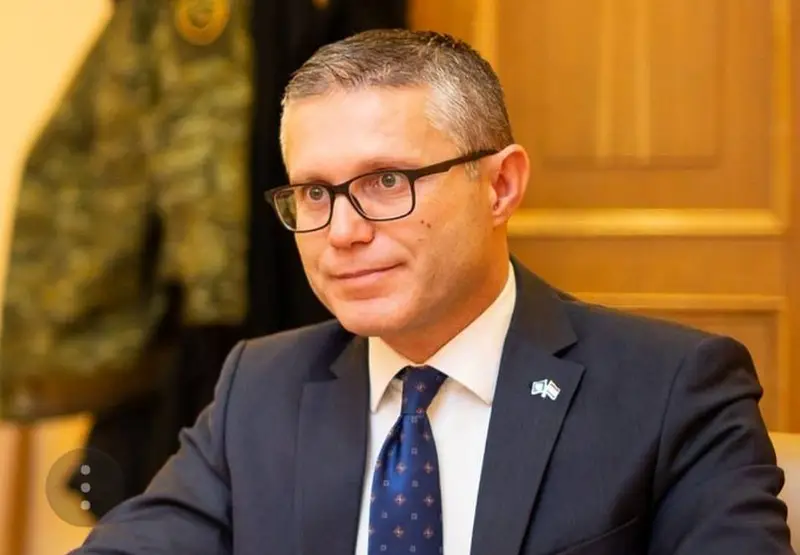 Ramadani: Kosova nga e premtja nuk është më e njëjta, Burns vr’au populizmin