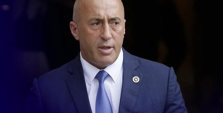 Haradinaj U Bën Thirrje Ish-Ushtarëve të UÇK-së për Kujdes gjatë Udhëtimeve, Kujton Ndalimet në Francë dhe Slloveni