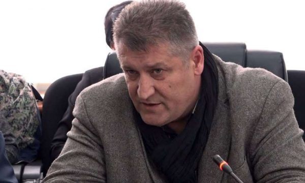 Berisha tallet me VV’në: S’po e gjej agjensionin që organizon ekskursione për Ujman